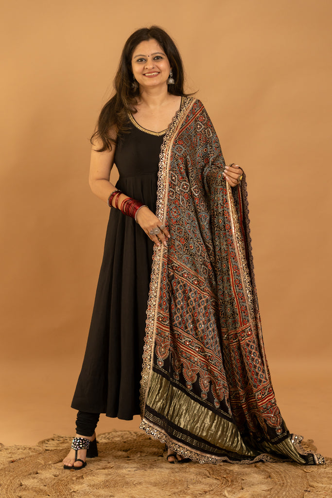 Black Anarkali Set