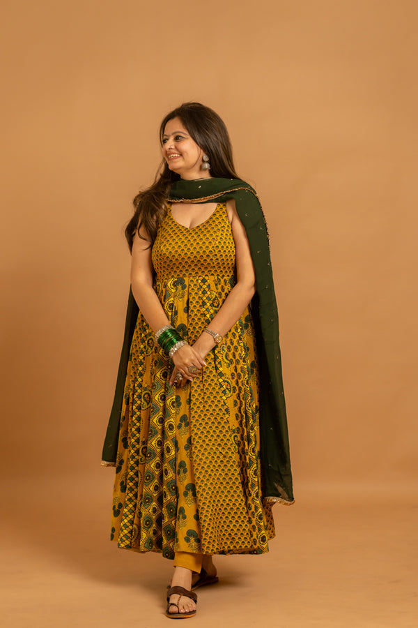 Modal Anarkali set