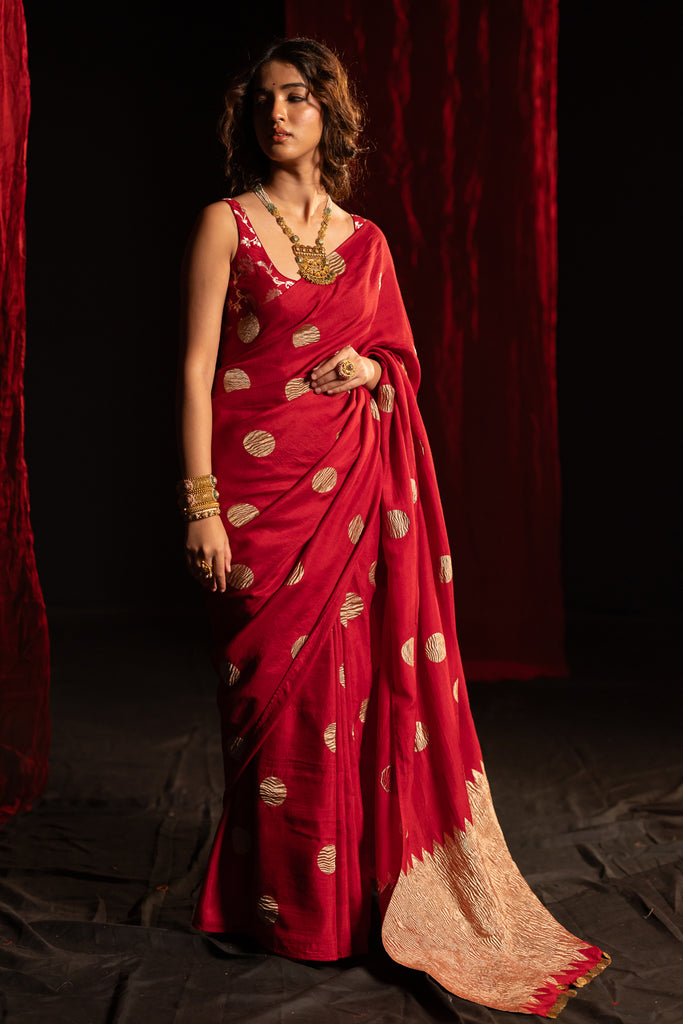 Vayra Saree