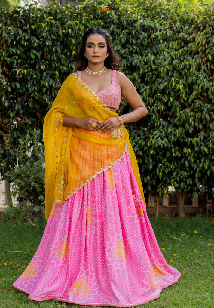 Aarti Lehenga