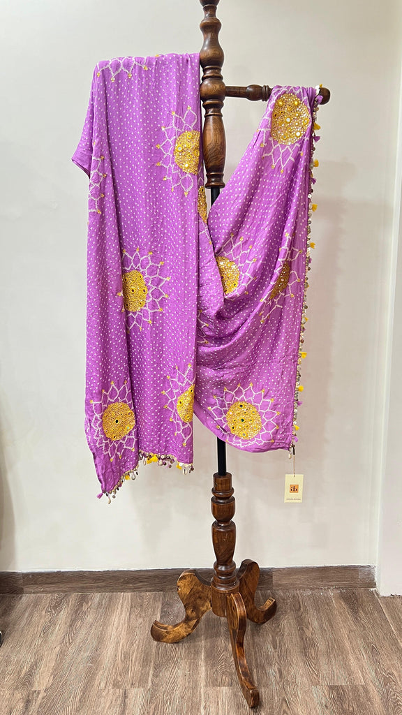 bandhani dupatta